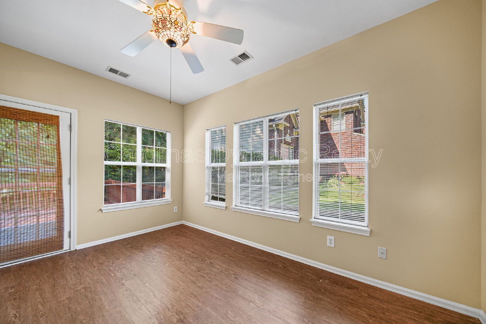 Gallery Image 18