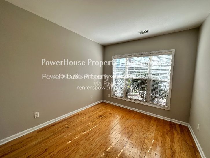 Gallery Image 43