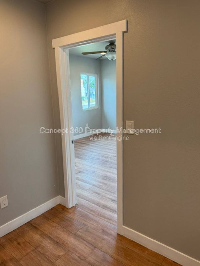 Gallery Image 19