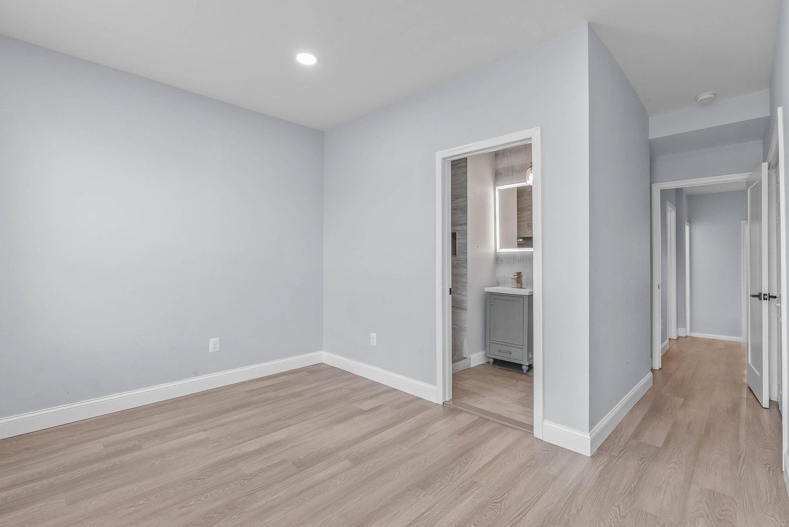 Gallery Image 19