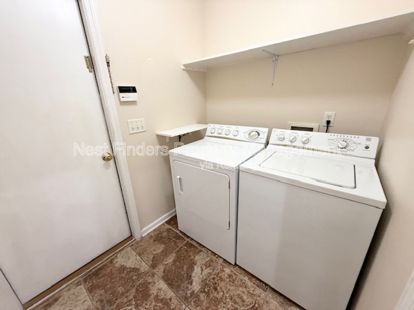 Gallery Image 16