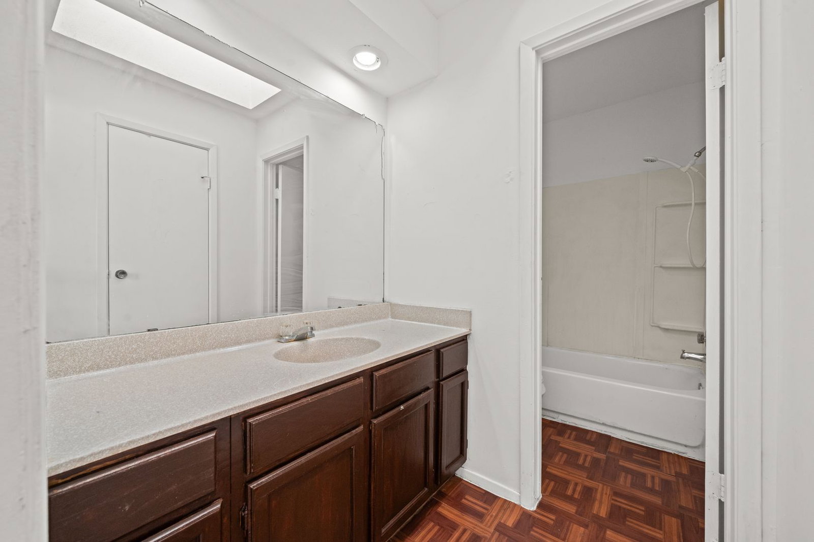 Gallery Image 17