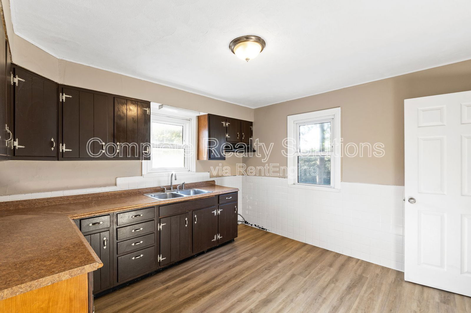 Gallery Image 16