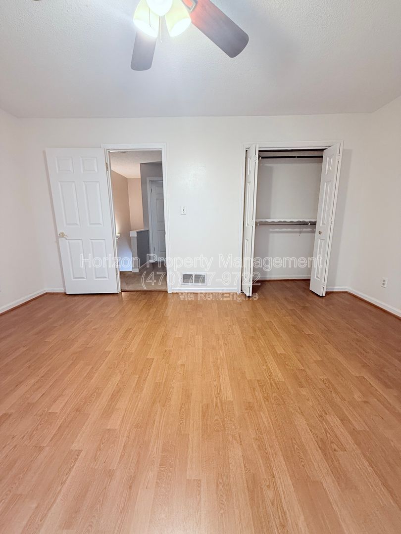 Gallery Image 14