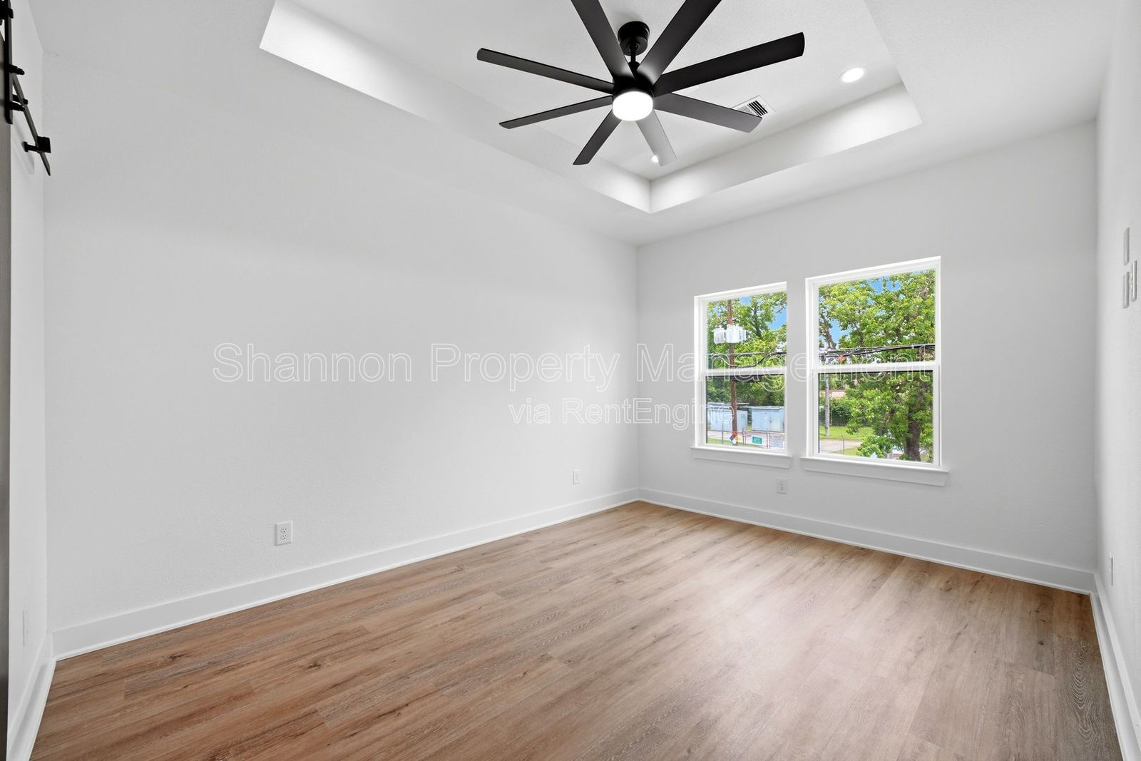 Gallery Image 18