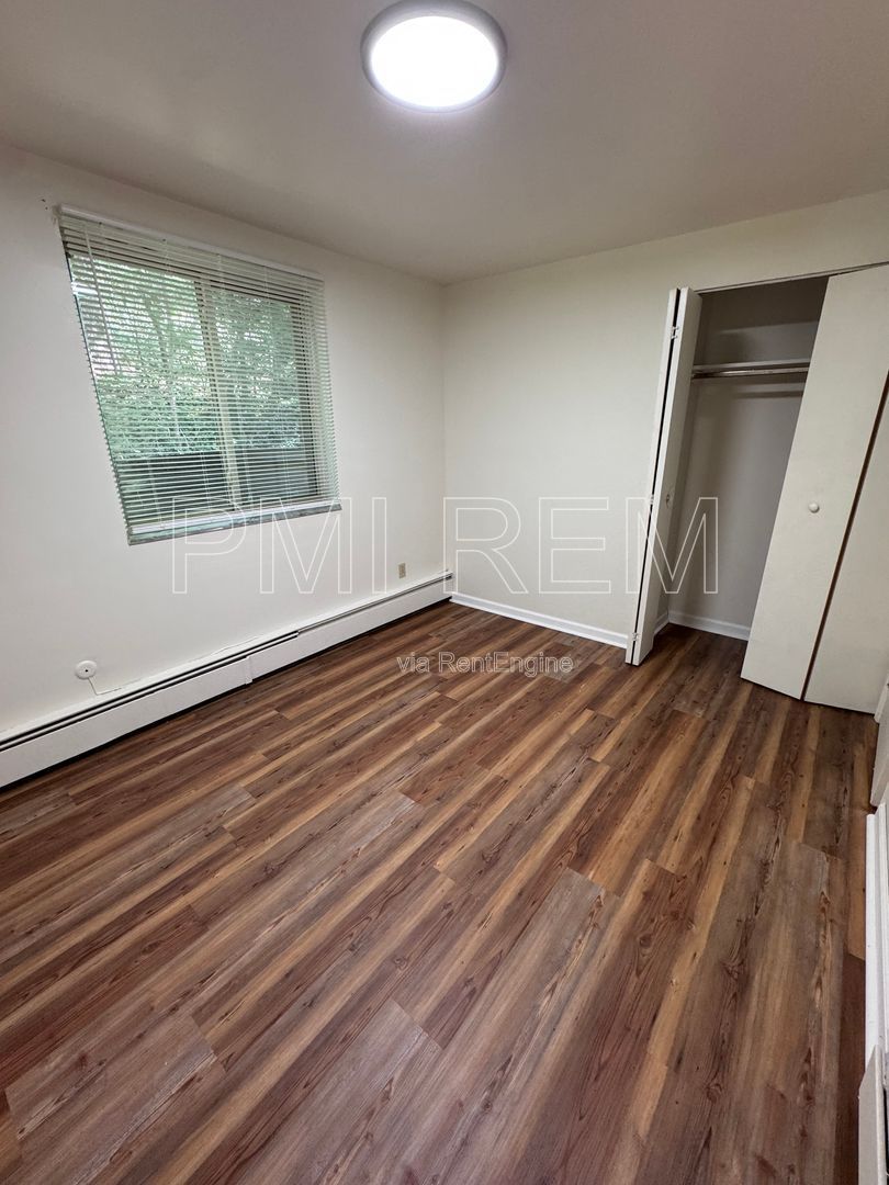 Gallery Image 17