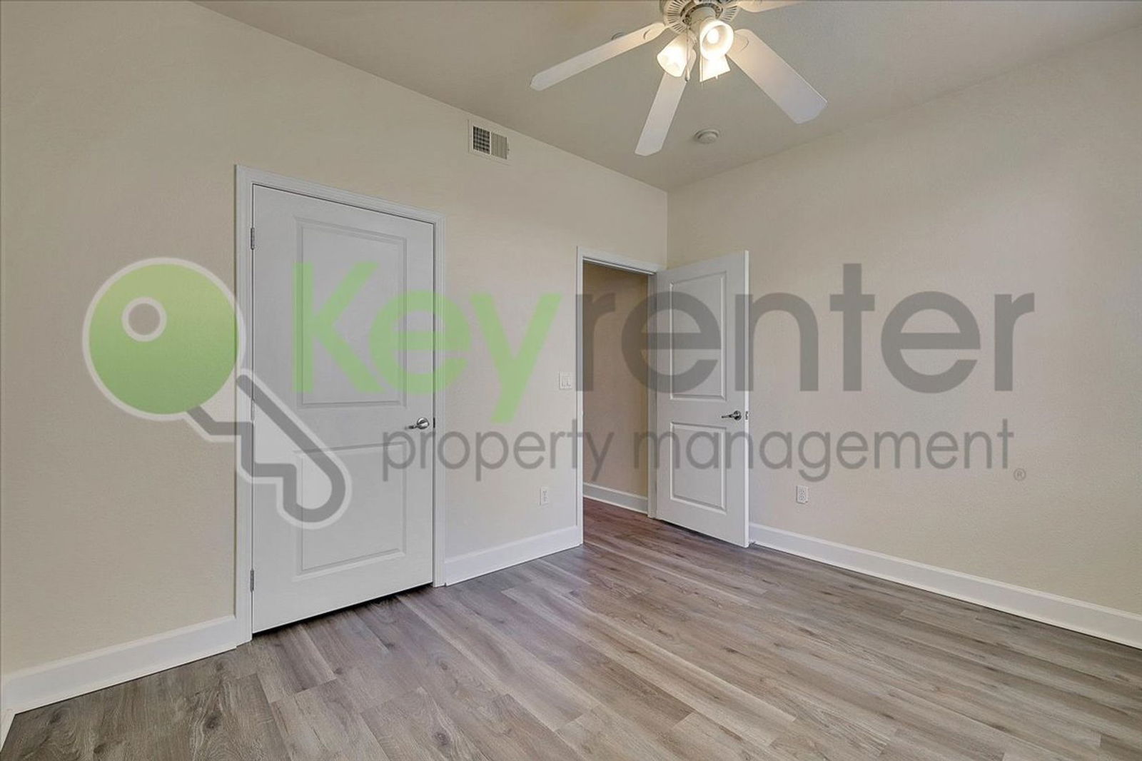 Gallery Image 16