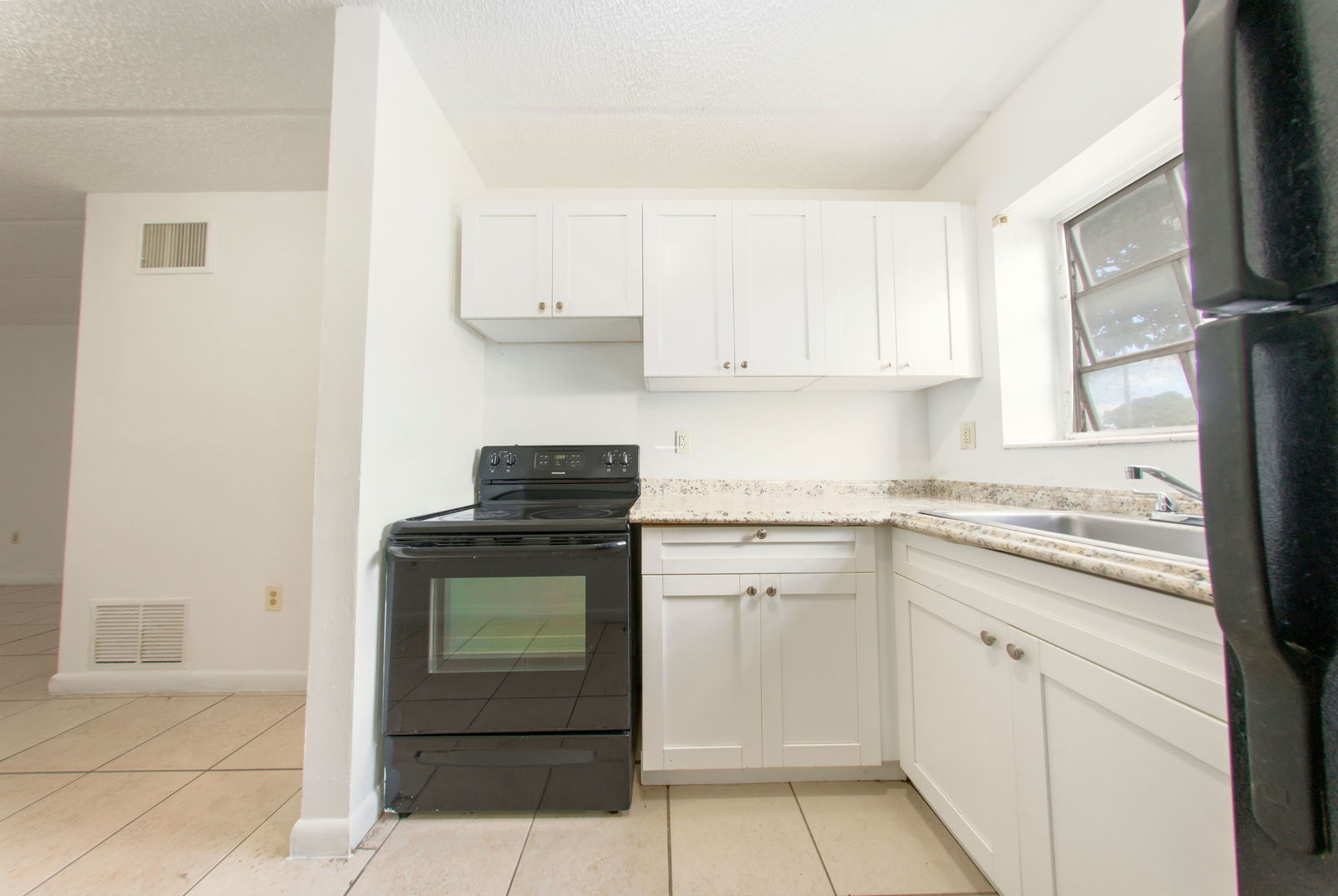 Gallery Image 0