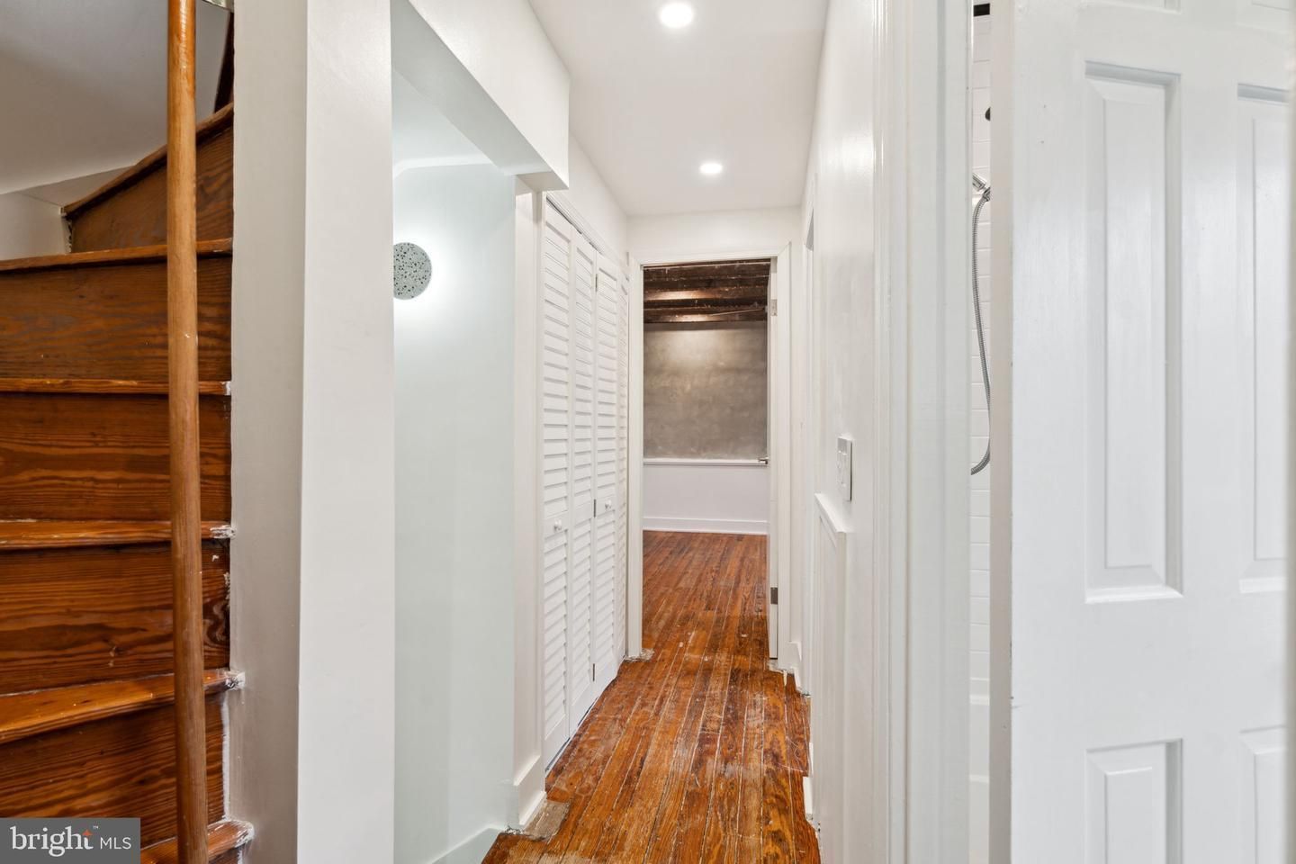 Gallery Image 19
