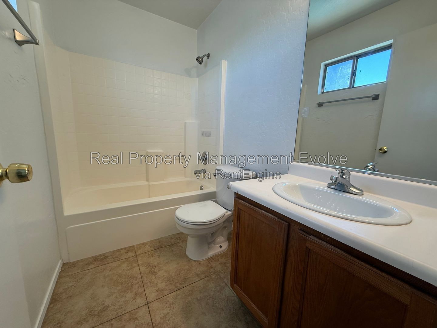 Gallery Image 16
