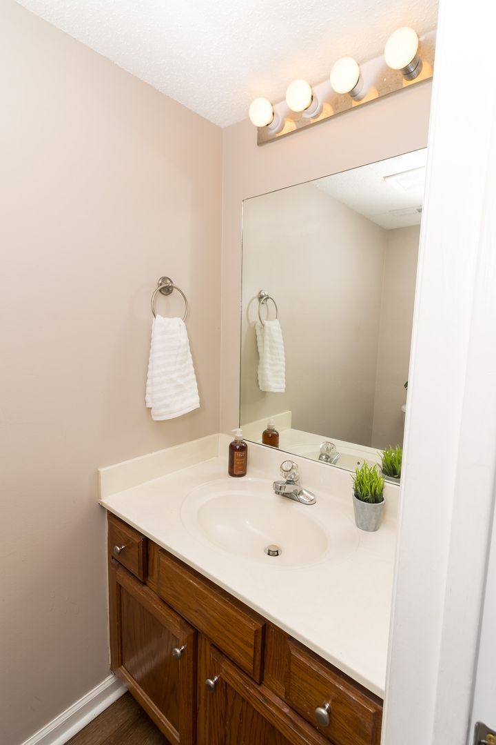 Gallery Image 12
