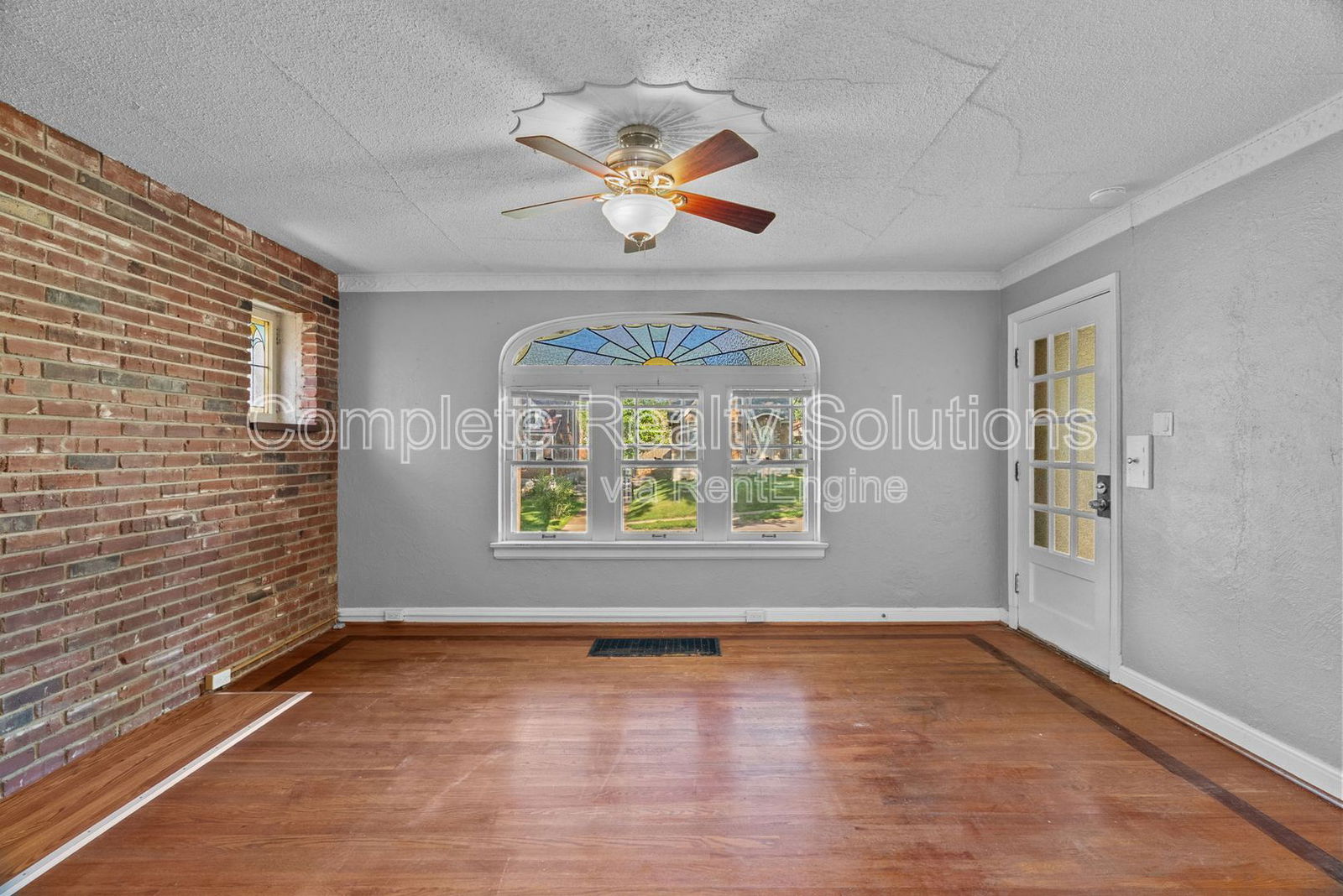 Gallery Image 18