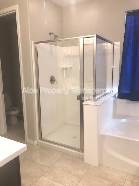 Gallery Image 16