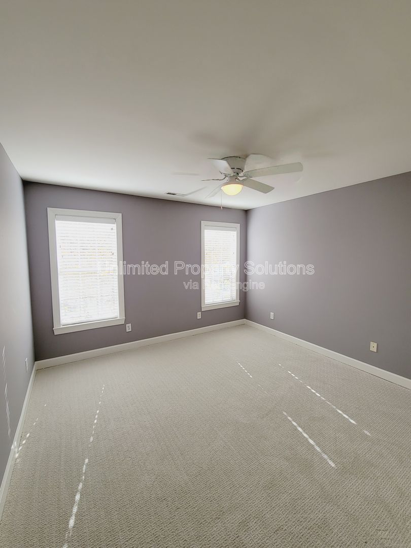Gallery Image 16