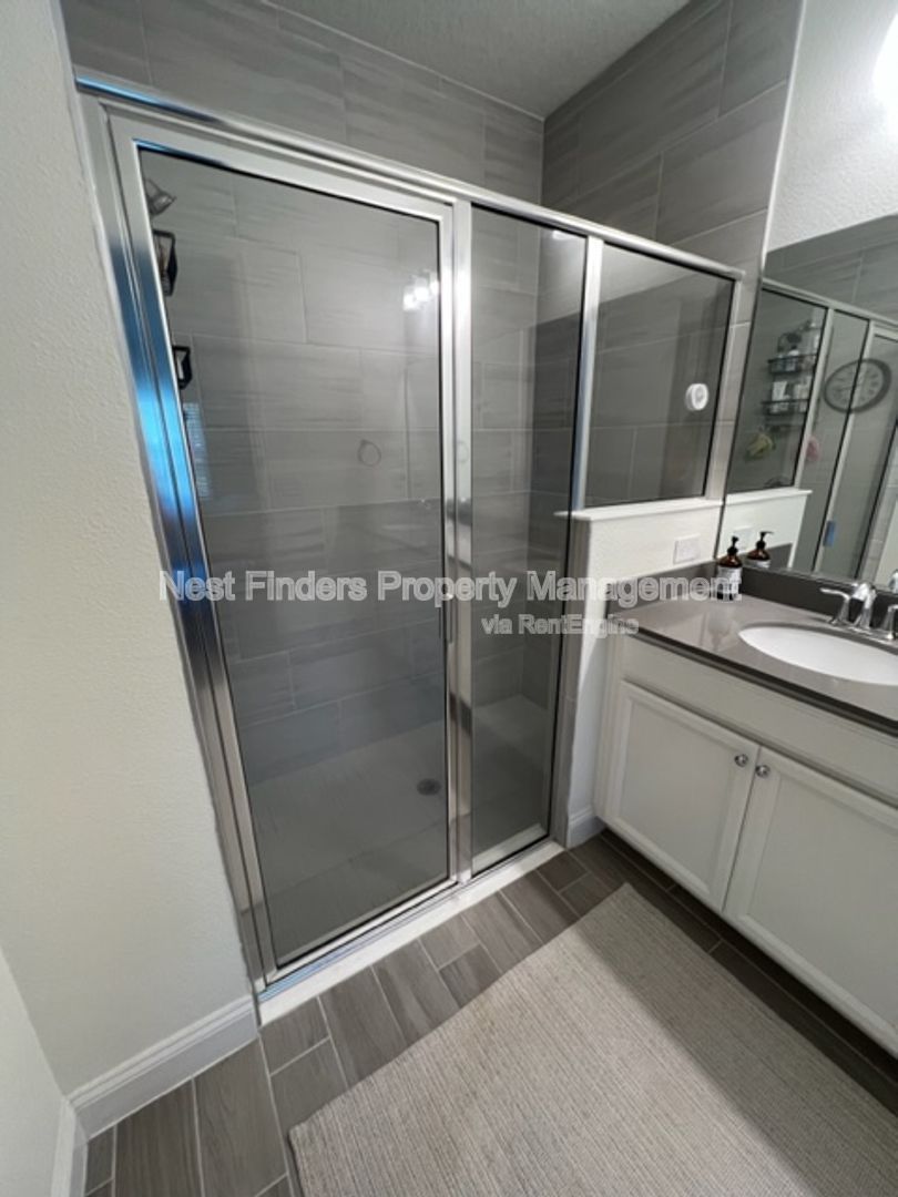 Gallery Image 38