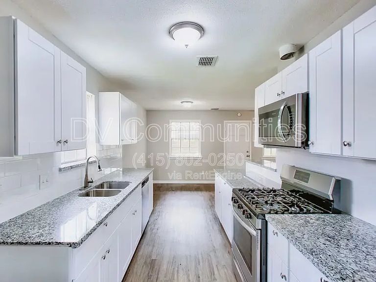 Gallery Image 6