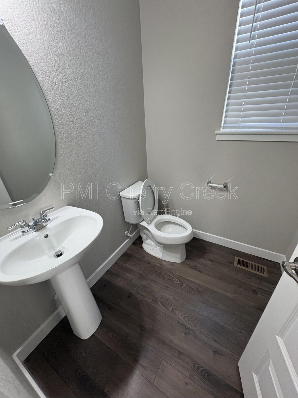 Gallery Image 35