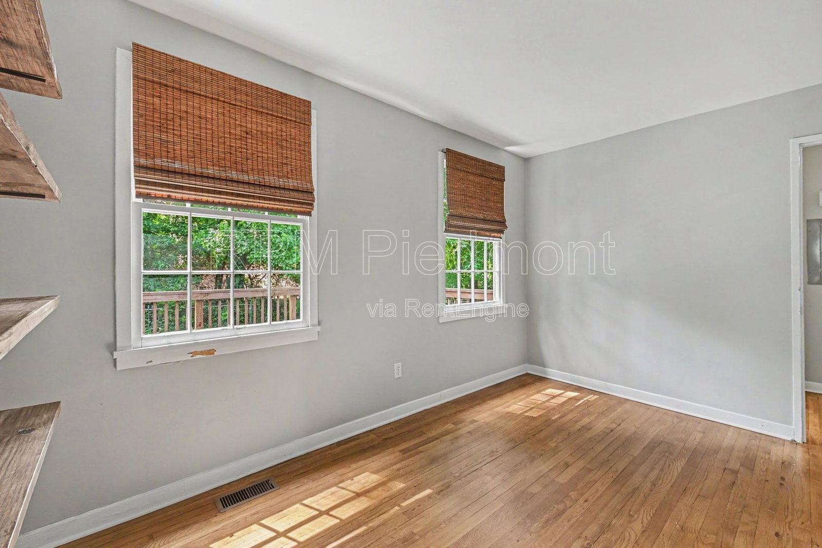 Gallery Image 16