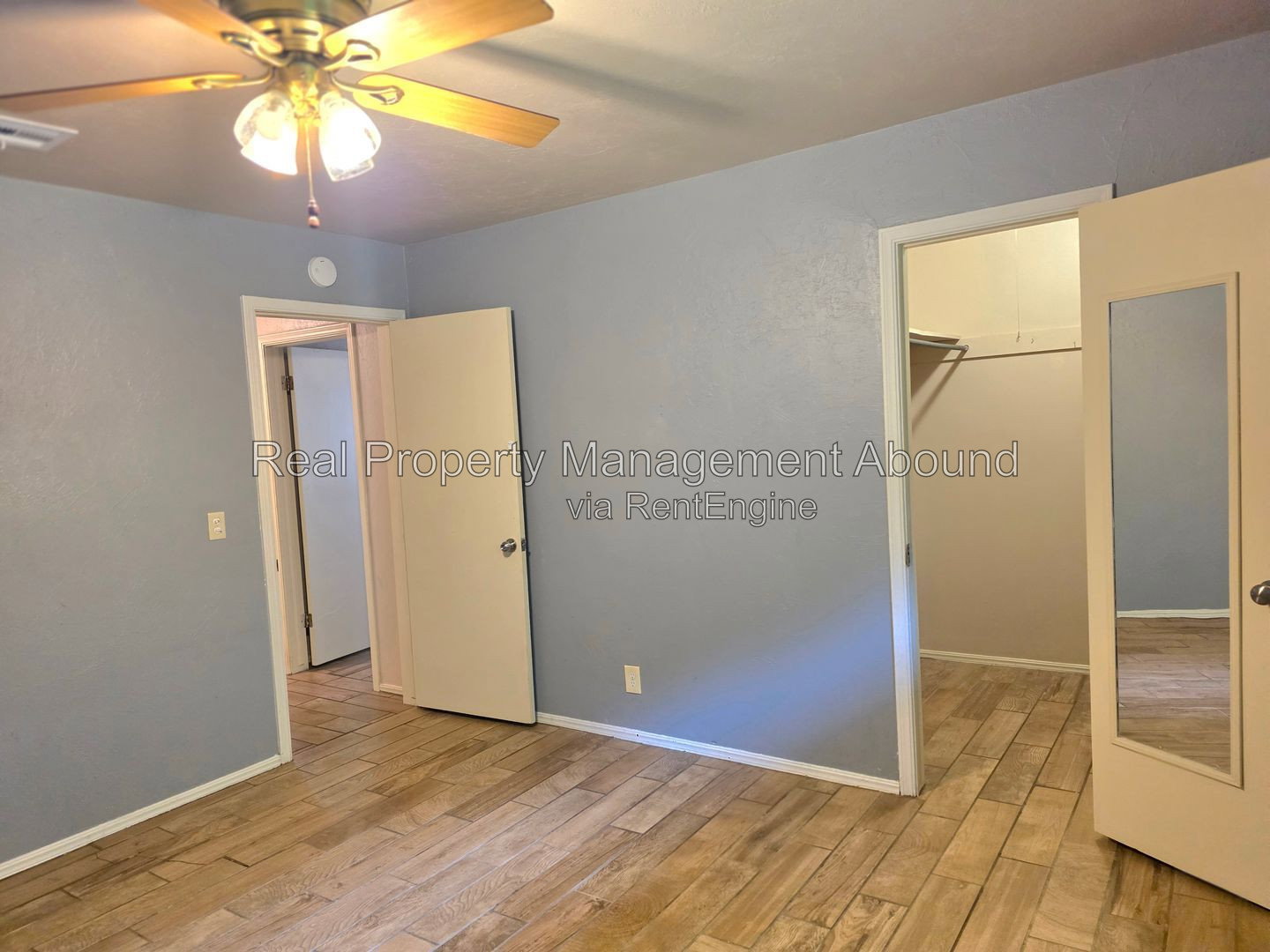 Gallery Image 13