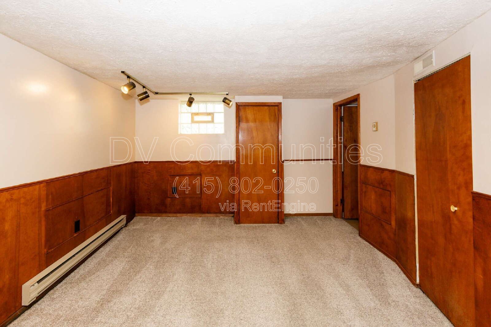 Gallery Image 16