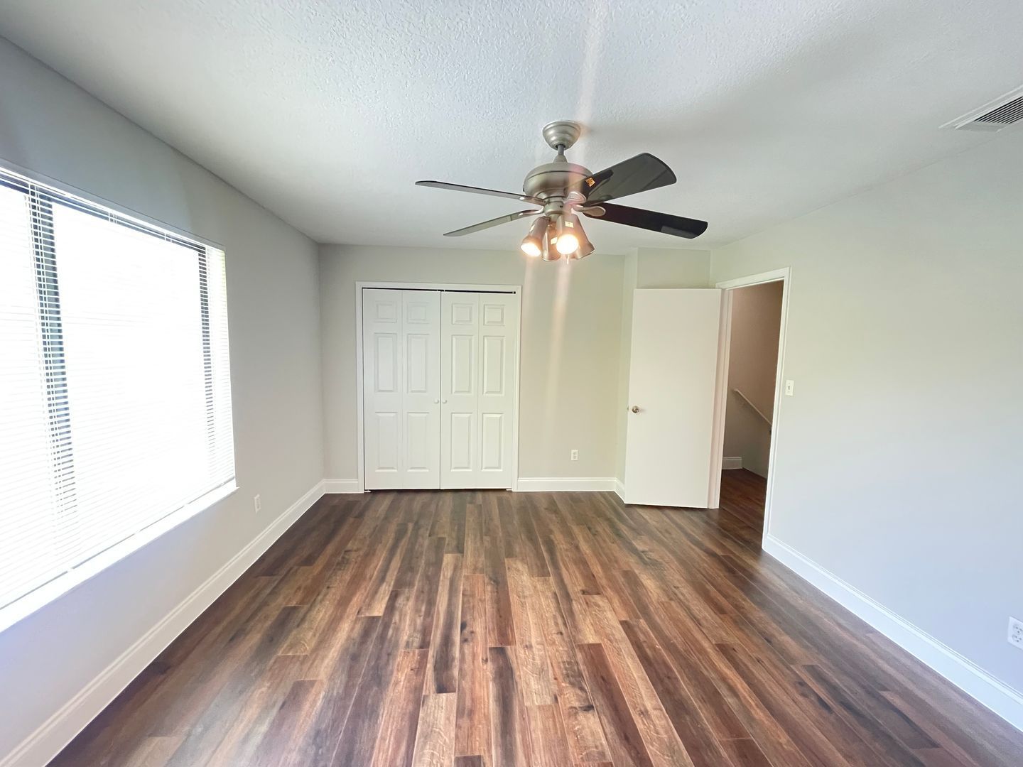 Gallery Image 19