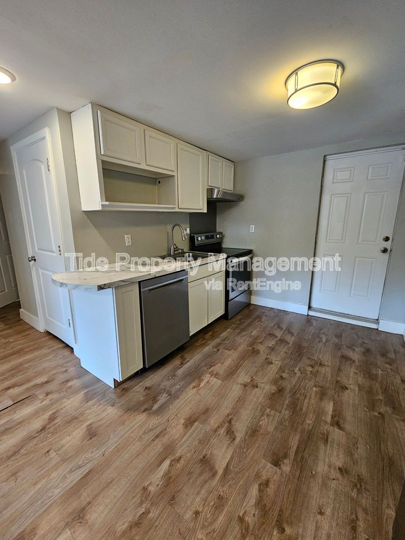 Gallery Image 0