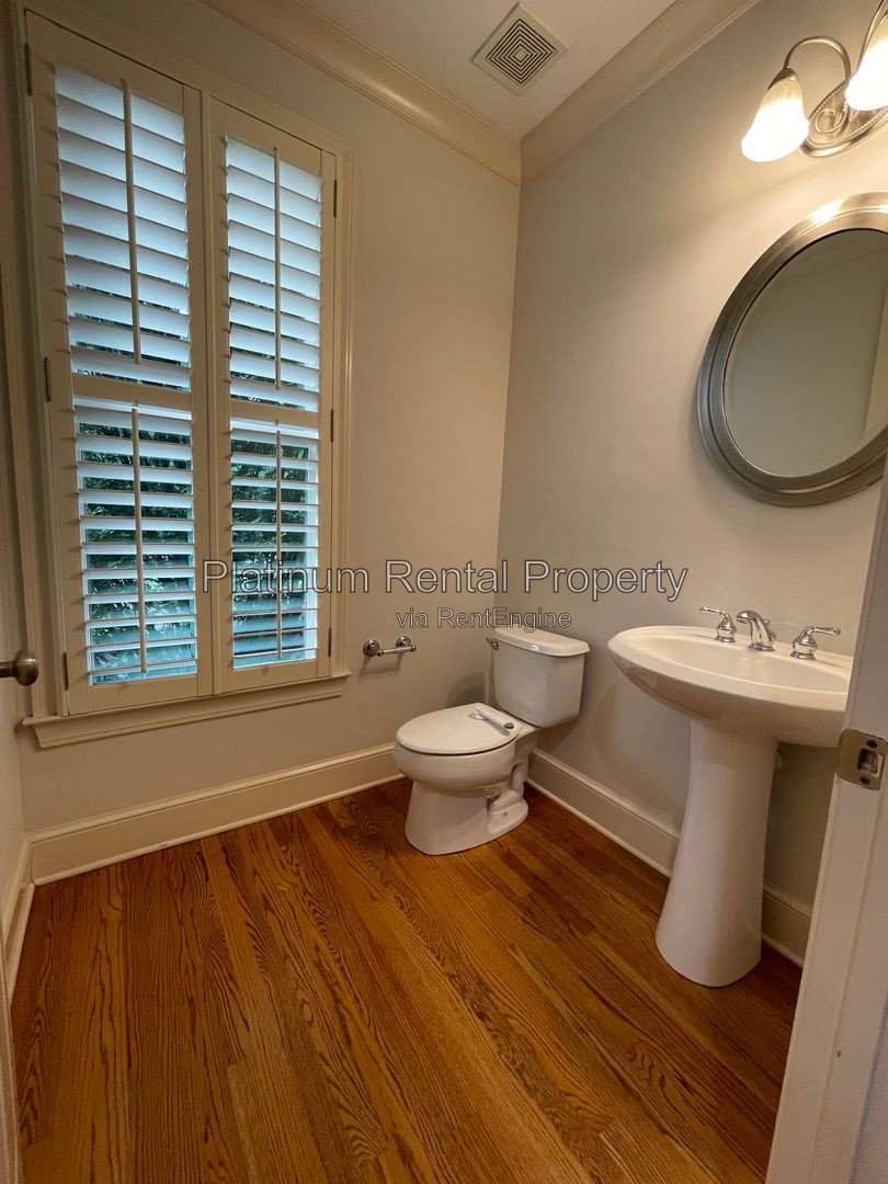 Gallery Image 41