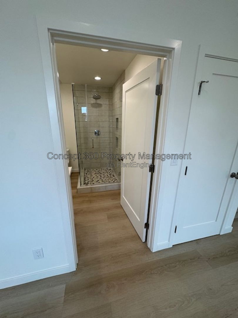 Gallery Image 21