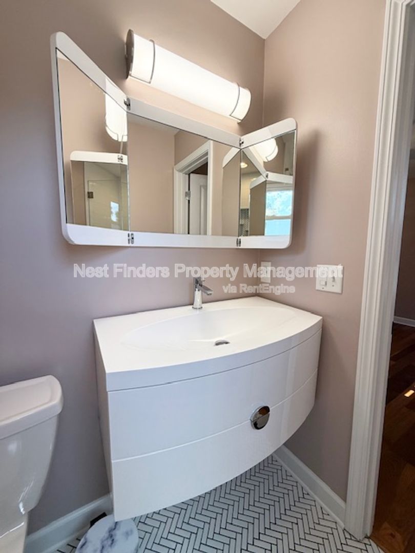 Gallery Image 17