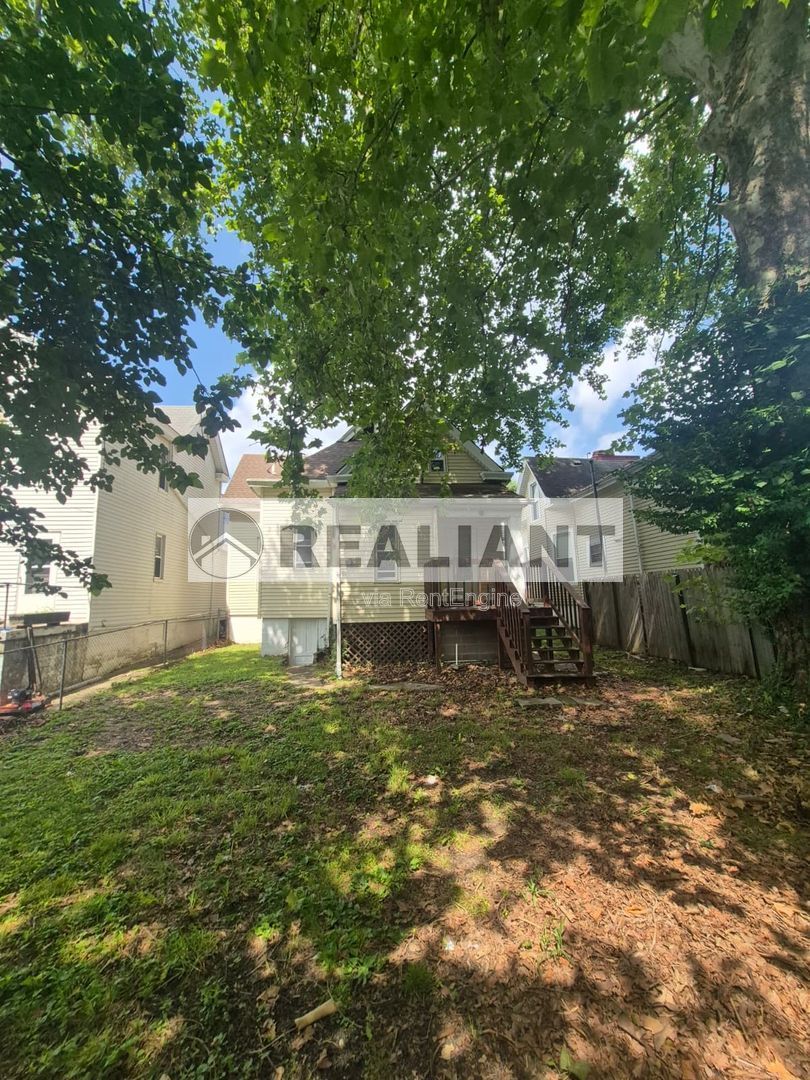 Gallery Image 16