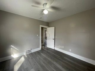 Gallery Image 22