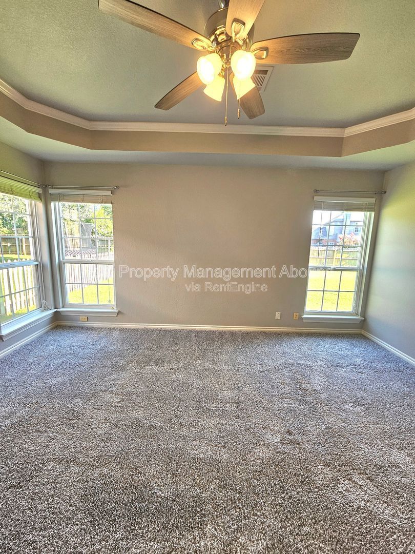 Gallery Image 16