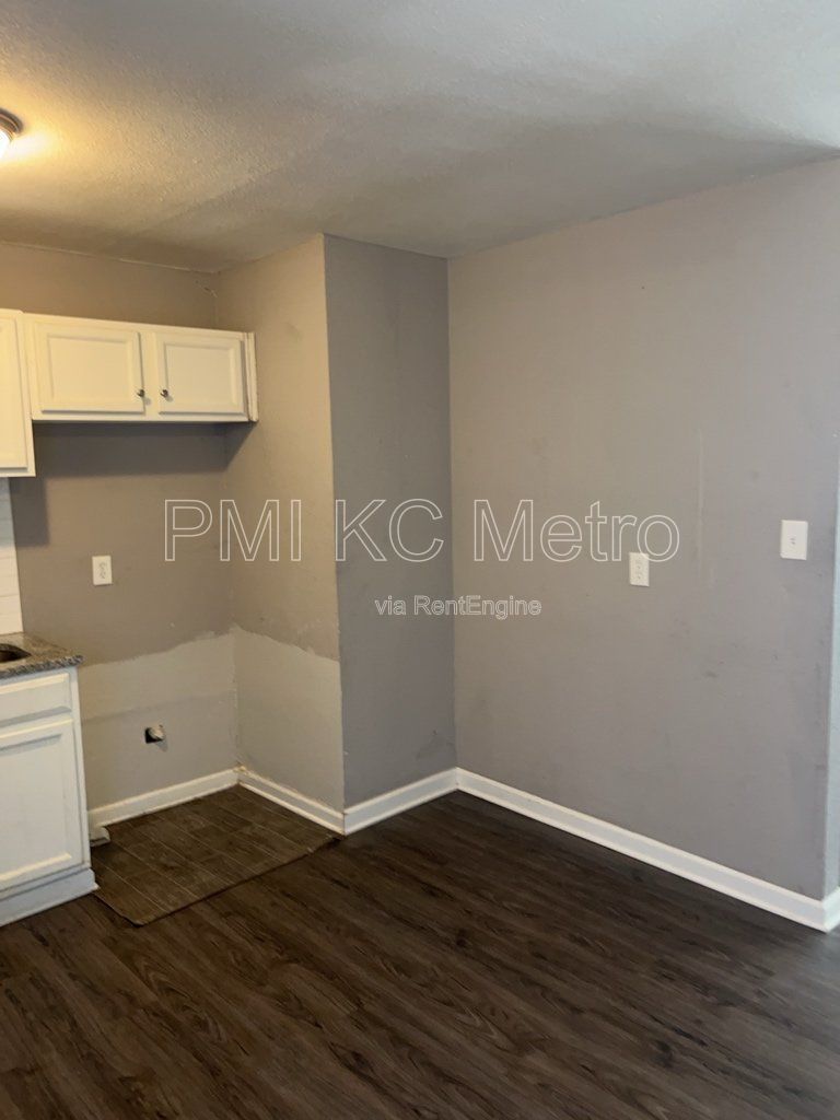 Gallery Image 16