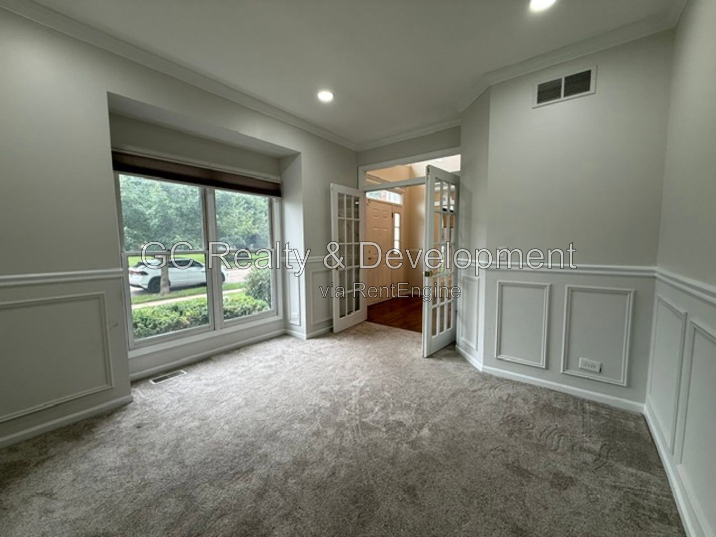 Gallery Image 16