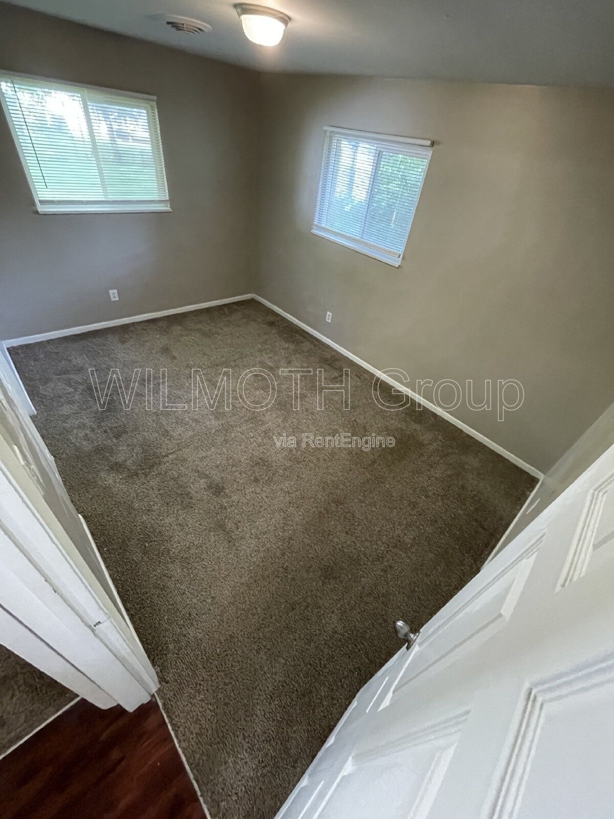 Gallery Image 13