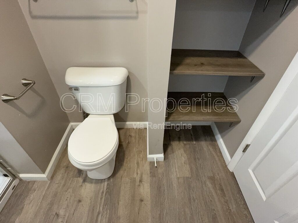 Gallery Image 18
