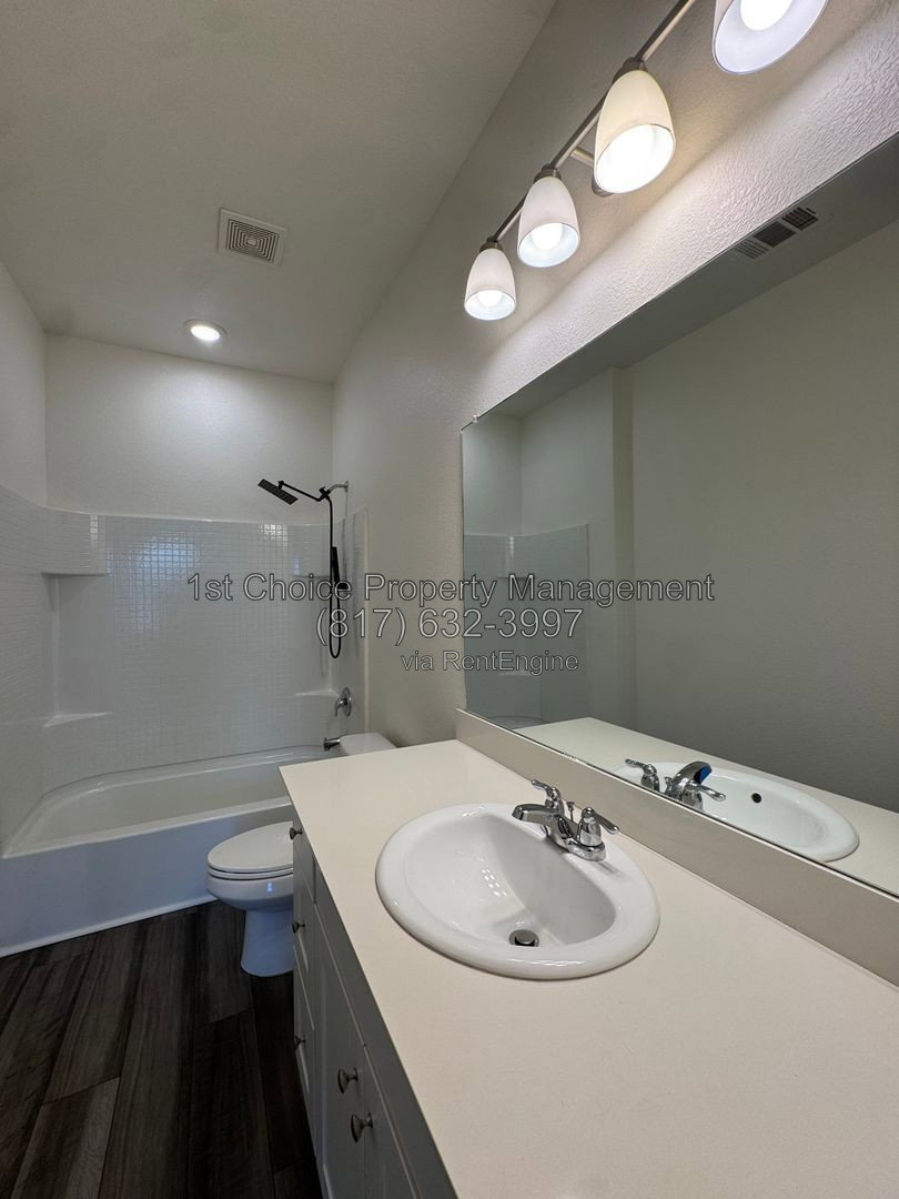 Gallery Image 17