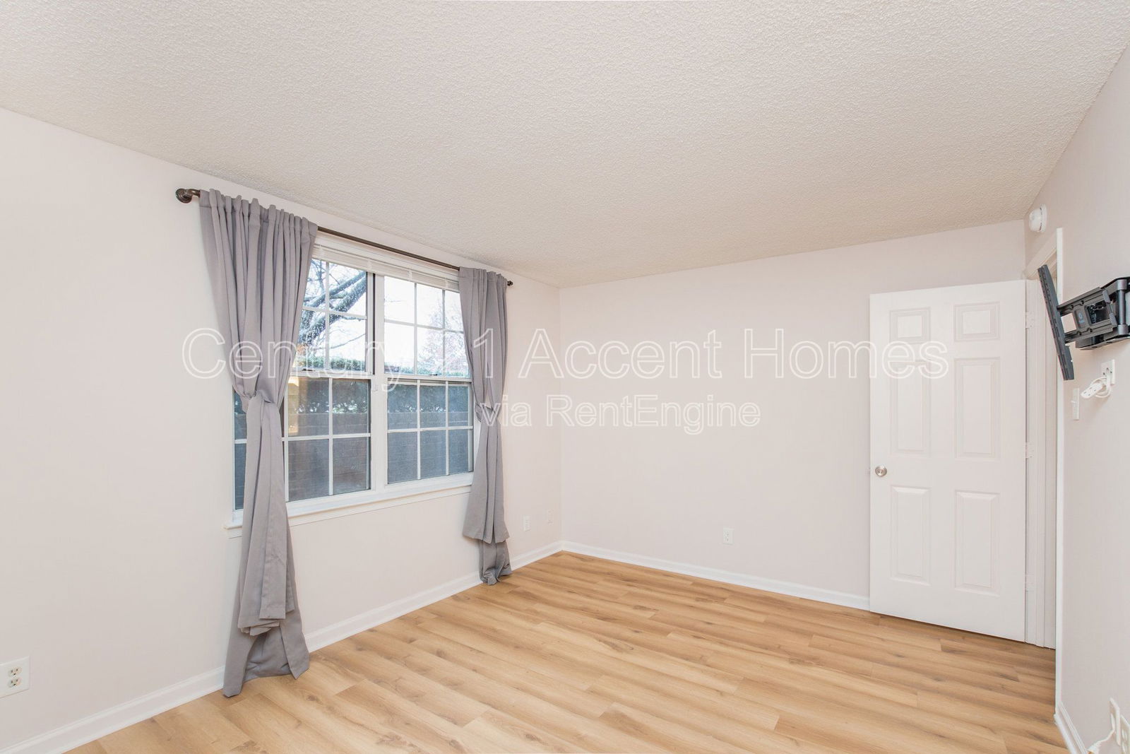 Gallery Image 20