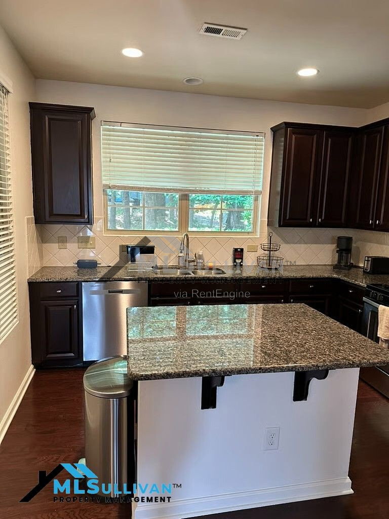 Gallery Image 36