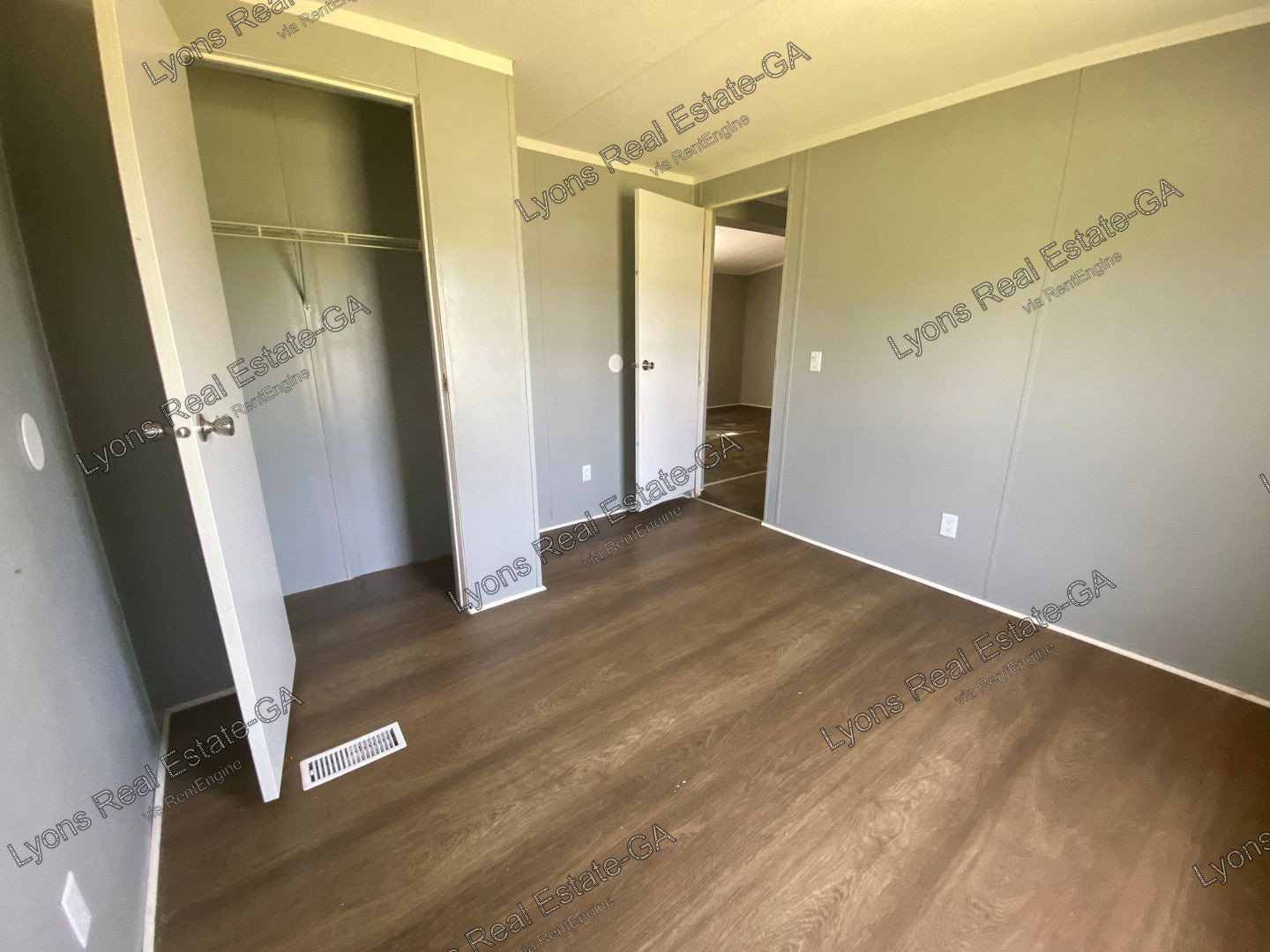 Gallery Image 11