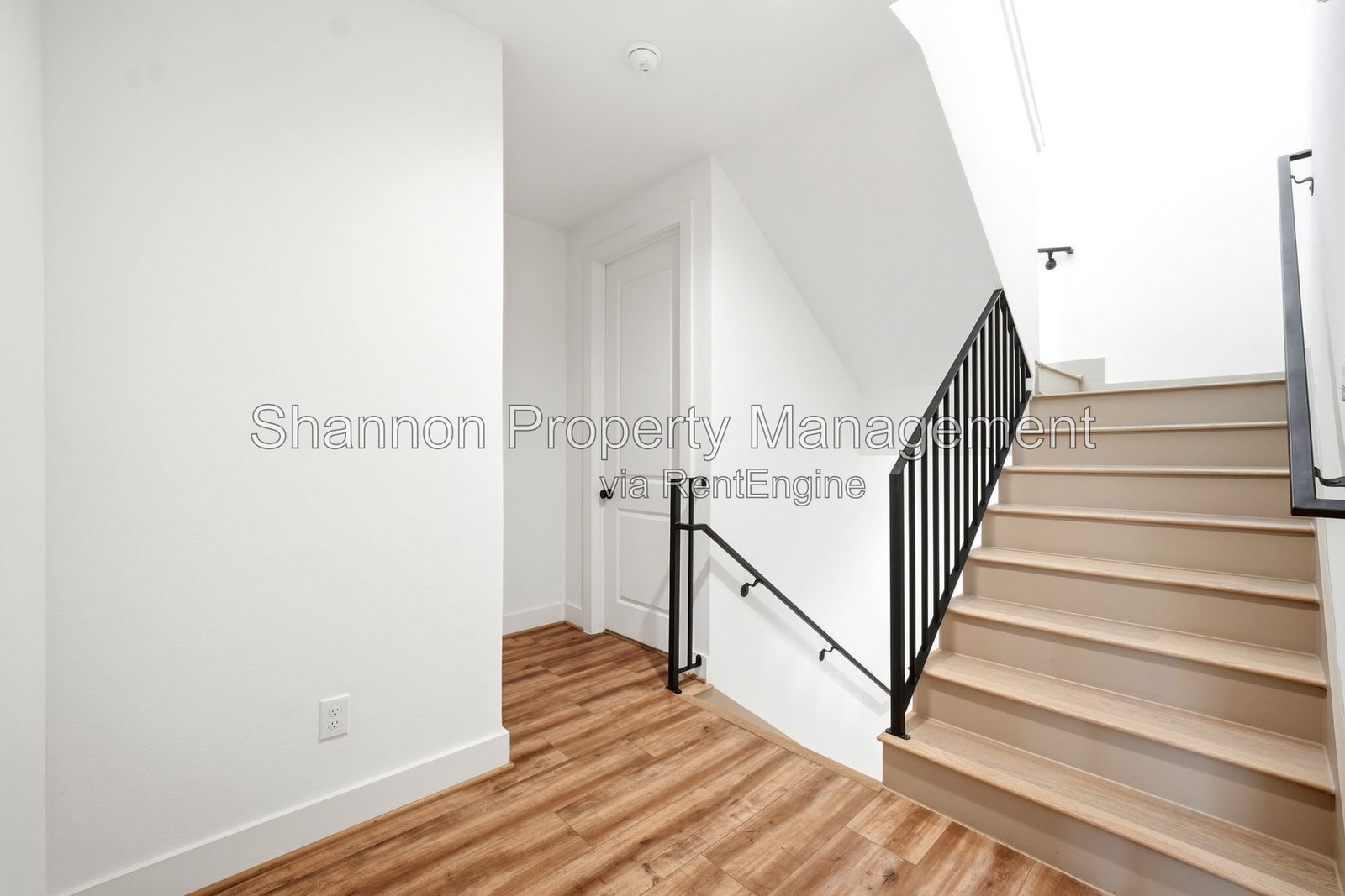 Gallery Image 18