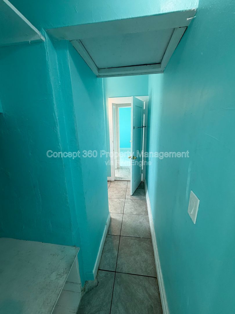 Gallery Image 18