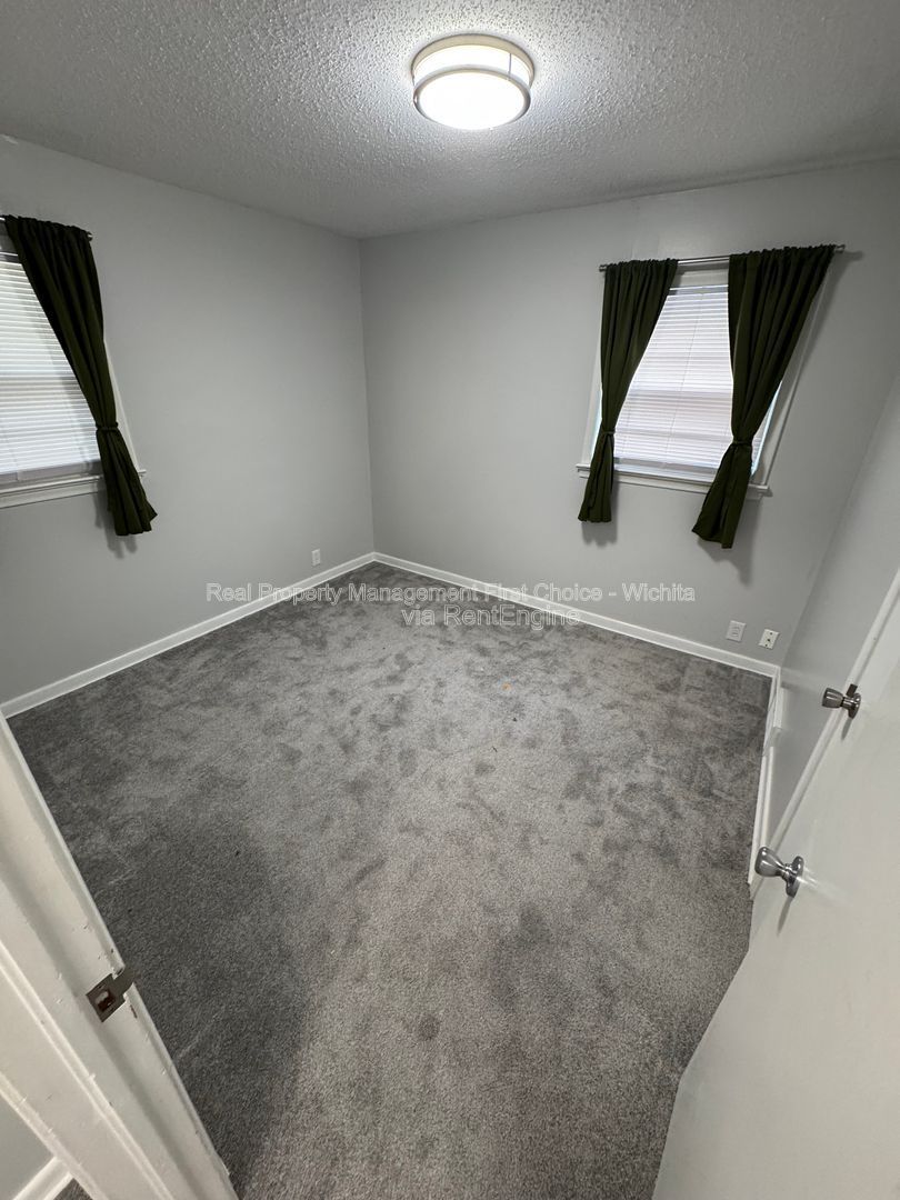 Gallery Image 25