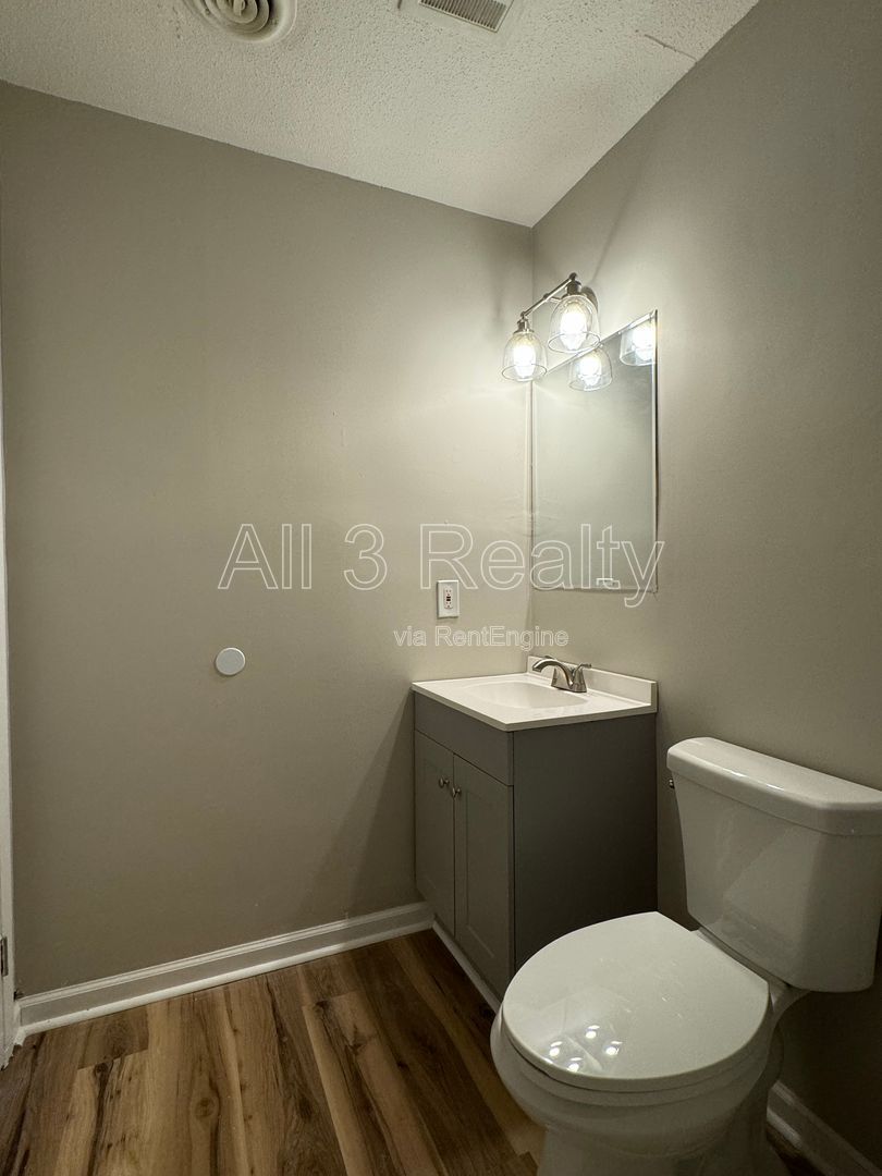 Gallery Image 16
