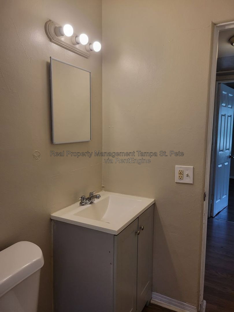 Gallery Image 15