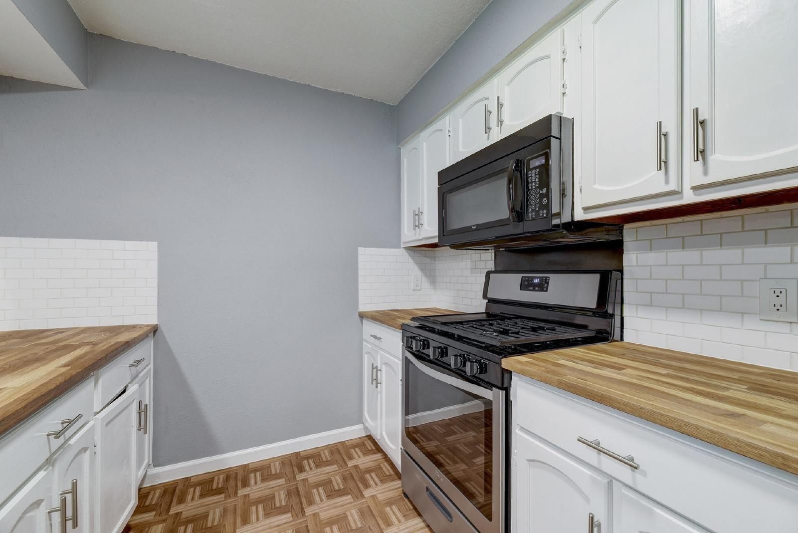 Gallery Image 12