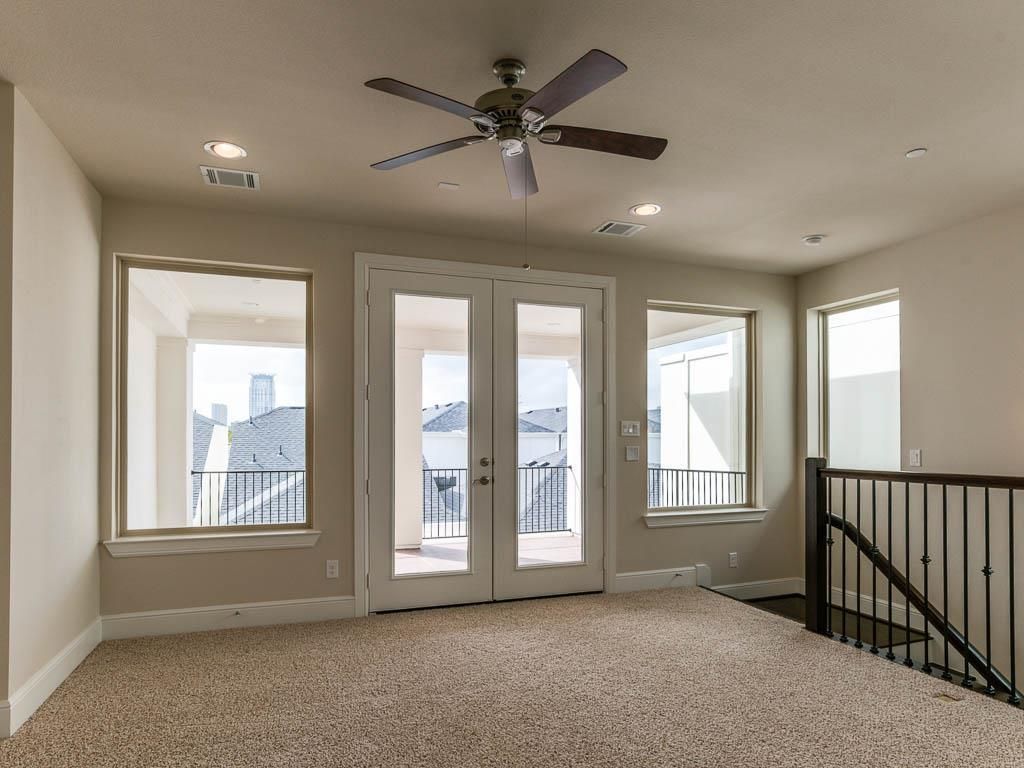 Gallery Image 19