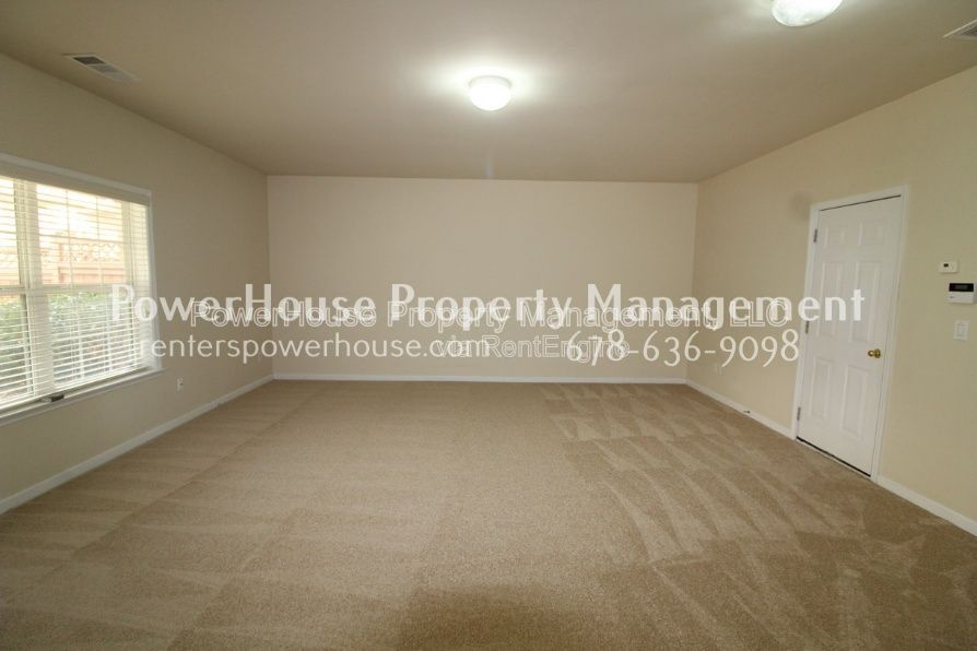 Gallery Image 17