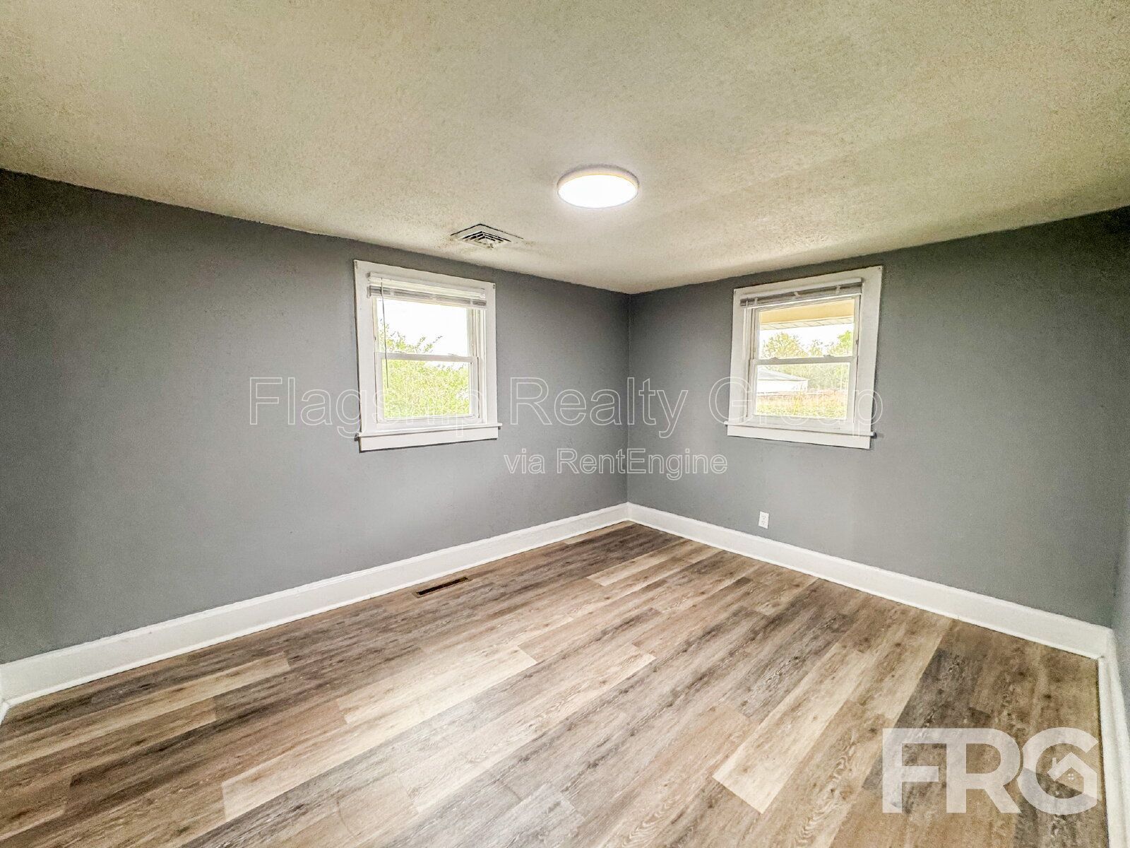 Gallery Image 30