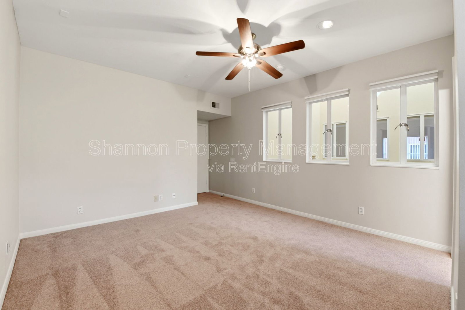 Gallery Image 38